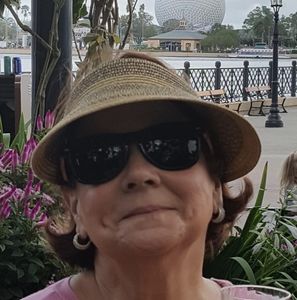 Meet your Posher, Connie